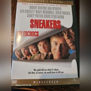 SNEAKERS/ COLLECTOR EDITION